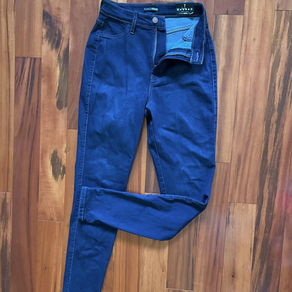Fashion Nova skinny jeans